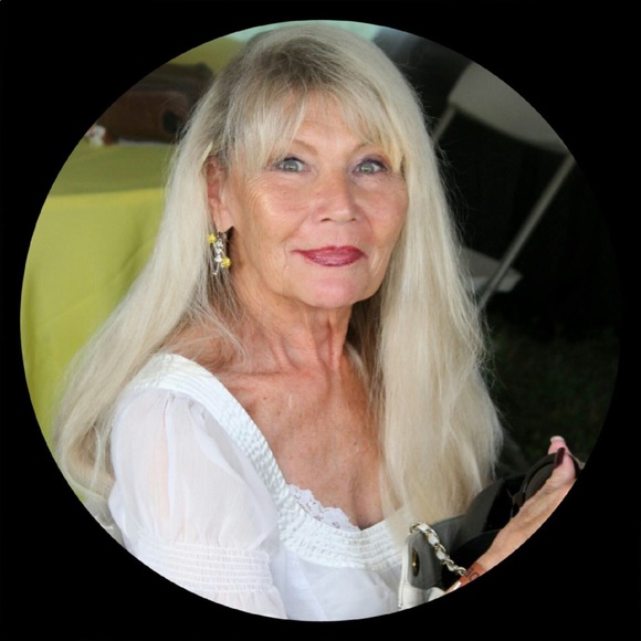 Meet your Posher, Ravanna - Picture 2 of 2